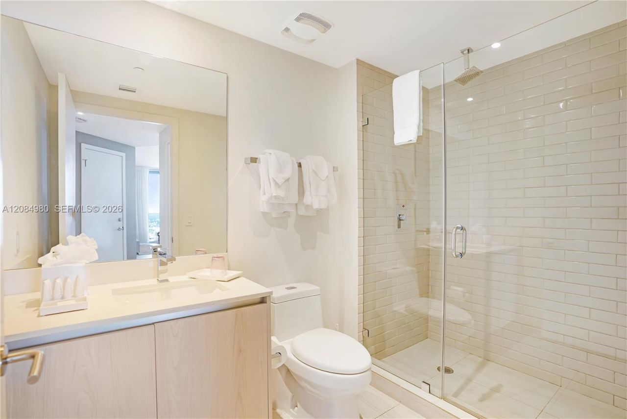 4010 S Ocean Dr, Unit R3302, Hollywood, FL 33019 Photo