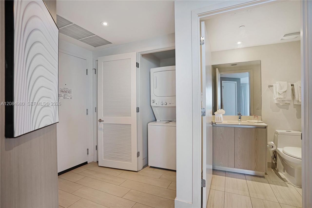 4010 S Ocean Dr, Unit R3302, Hollywood, FL 33019 Photo