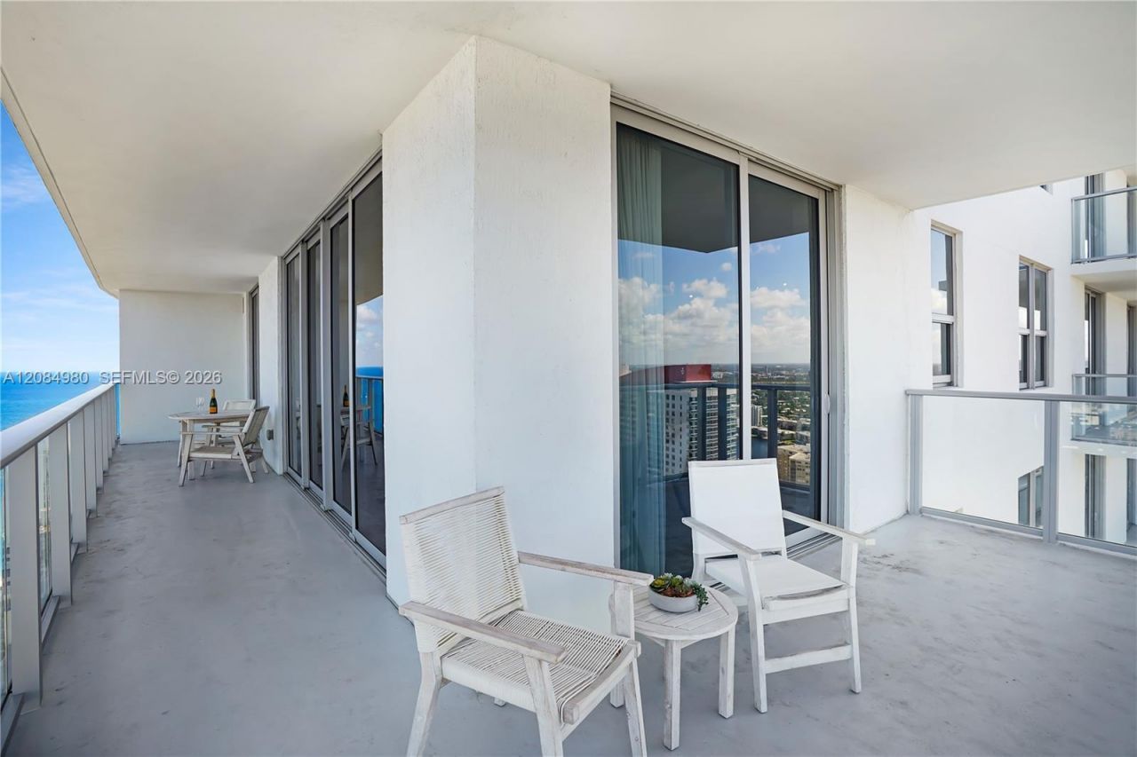 4010 S Ocean Dr, Unit R3302, Hollywood, FL 33019 Photo
