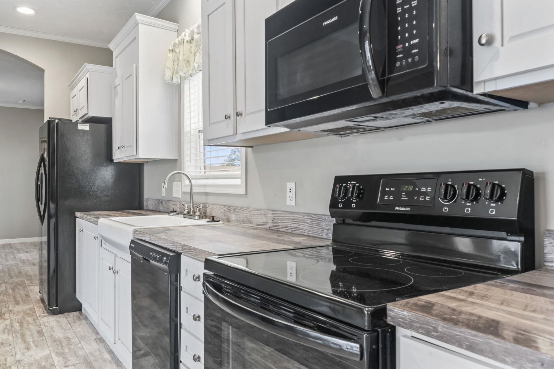 344 Hangar Ct. Photo 18