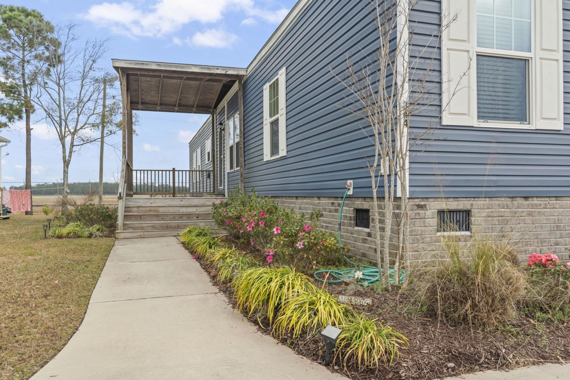 344 Hangar Ct. Photo 6