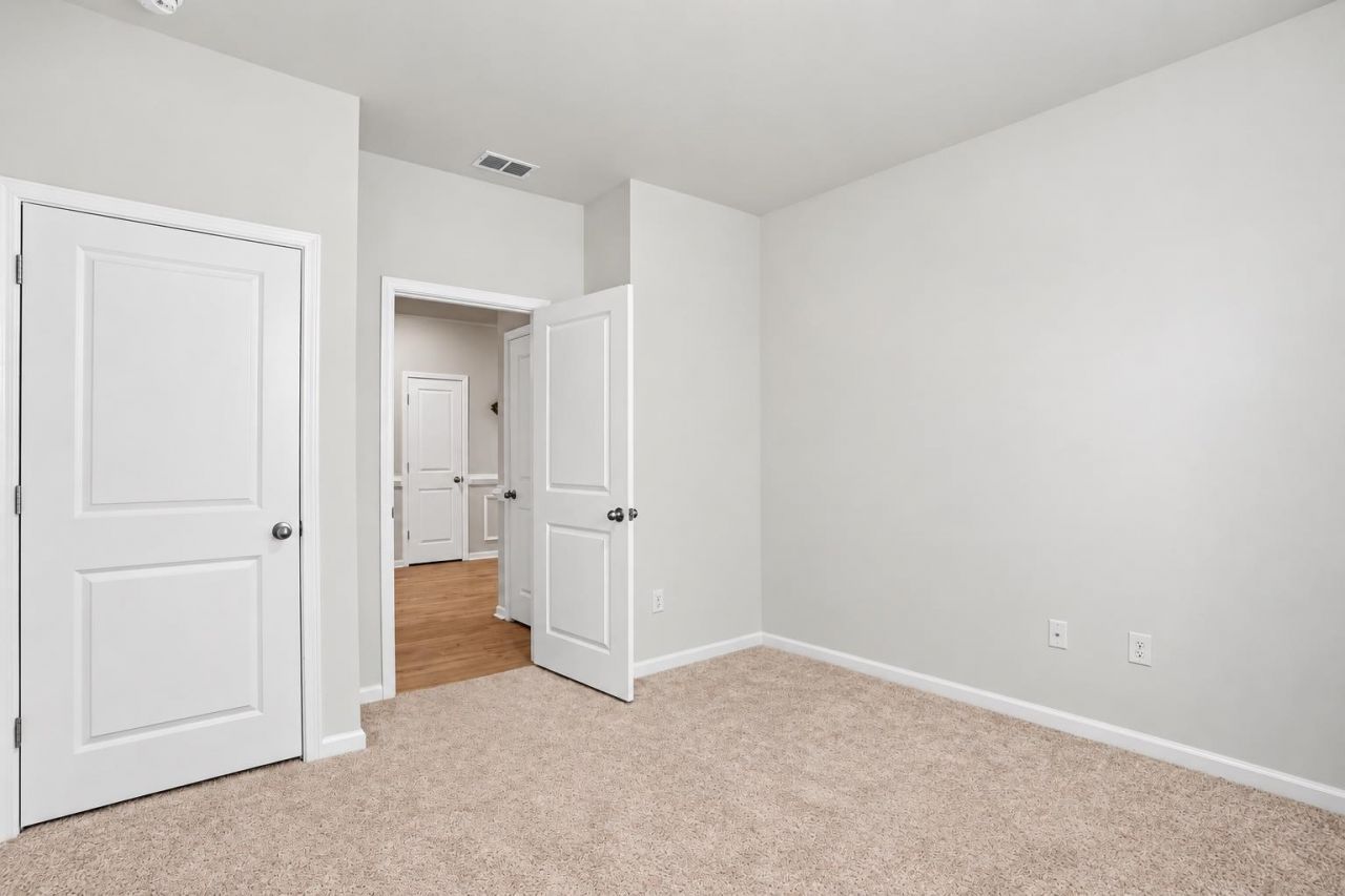 2013 Musgrove Mill Way Photo 25