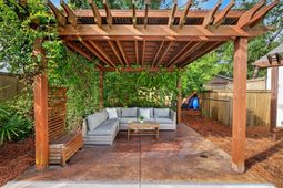 1104 Short River Court photo 4