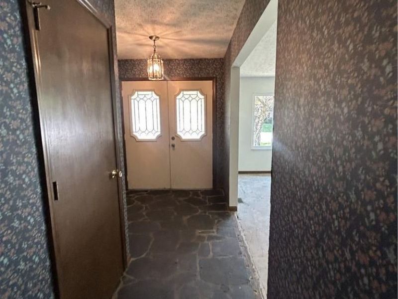 7912 Southbury Drive, Centerville, OH 45458 Photo 5