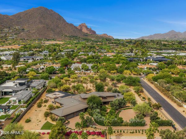 5721 N CASA BLANCA Drive, Paradise Valley, AZ 85253