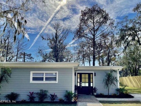 2252 LAKE SHORE Boulevard, Jacksonville, FL 32210