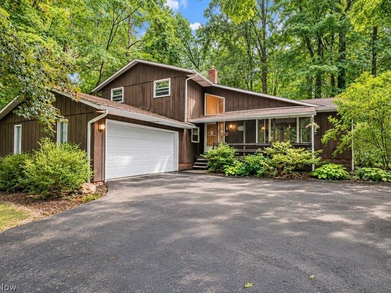 7370 Ledgewood Drive, Kirtland, OH 44094 Photo 1