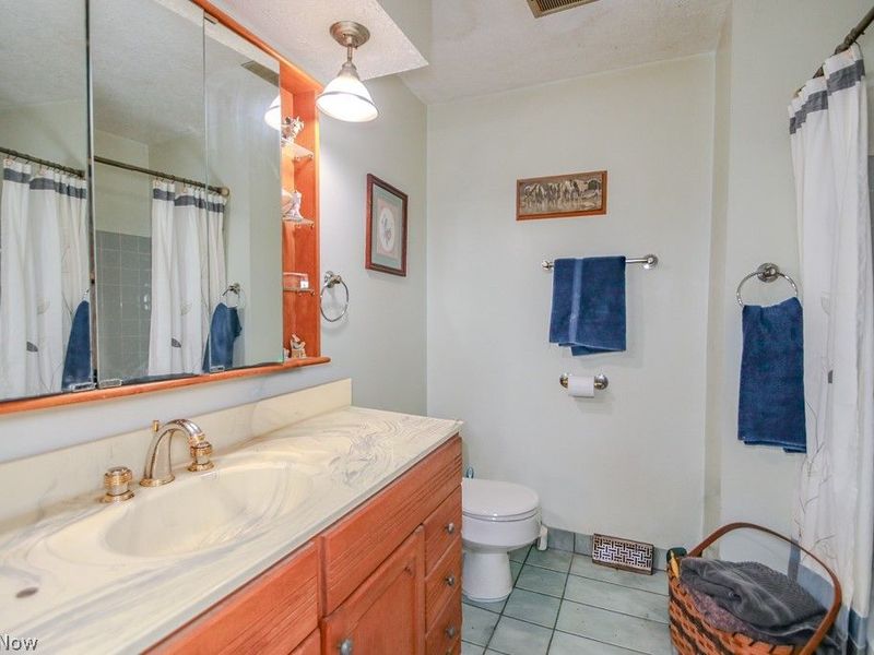 7370 Ledgewood Drive, Kirtland, OH 44094 Photo 23