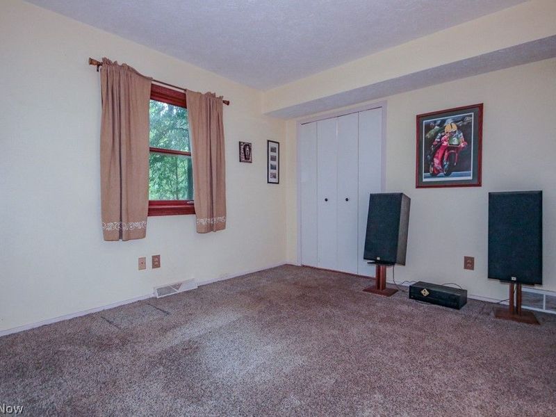 7370 Ledgewood Drive, Kirtland, OH 44094 Photo 25