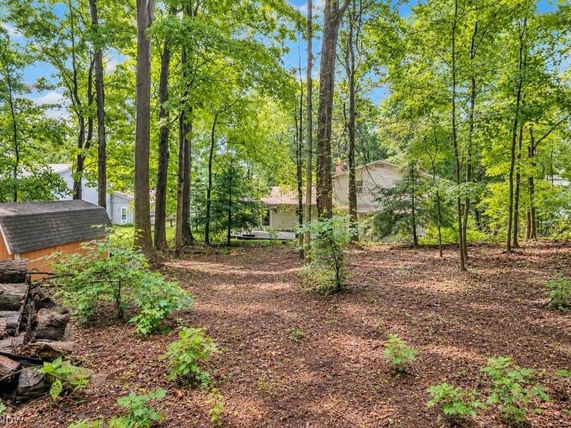 7370 Ledgewood Drive, Kirtland, OH 44094 Photo 30