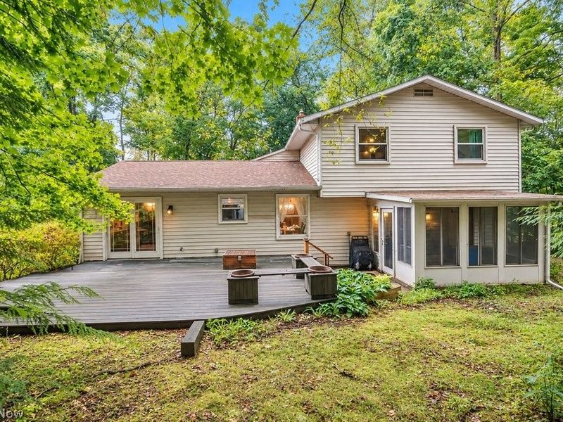 7370 Ledgewood Drive, Kirtland, OH 44094 Photo 5