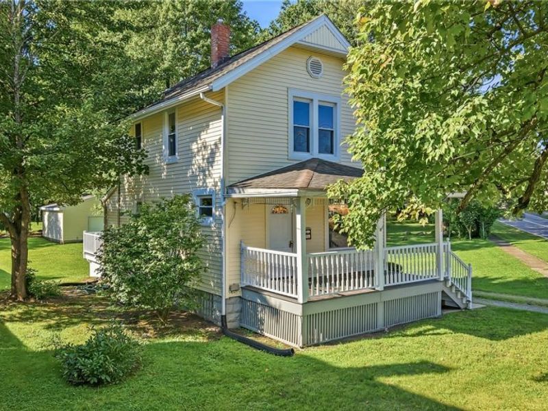 103 Lisbon Street, Canfield, OH 44406 Photo 2