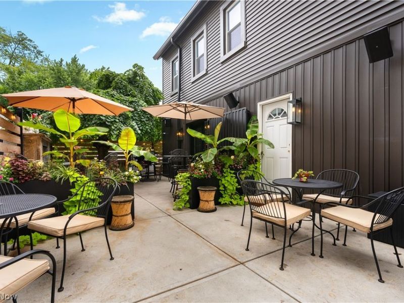 2102 Freeman Avenue, Cleveland, OH 44113 Photo 27