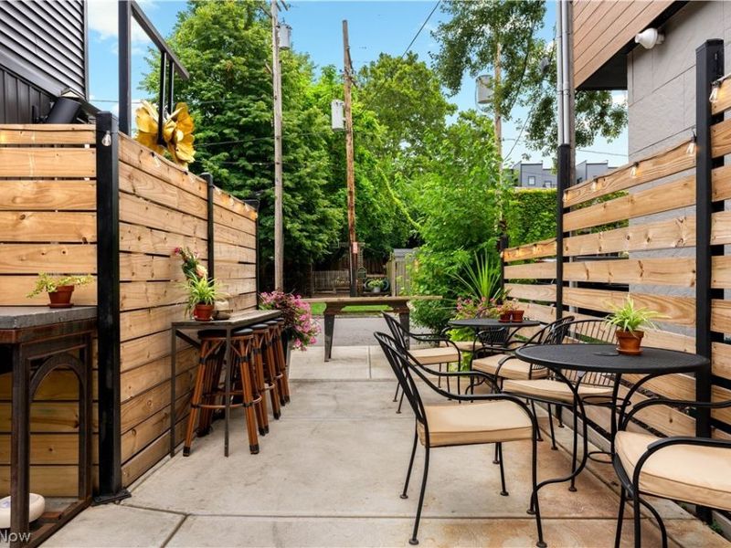 2102 Freeman Avenue, Cleveland, OH 44113 Photo 30