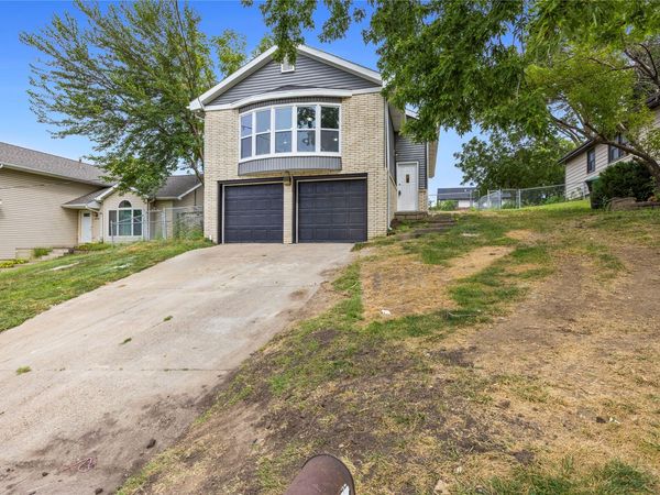 2652 Boyd Street, Des Moines, IA 50317