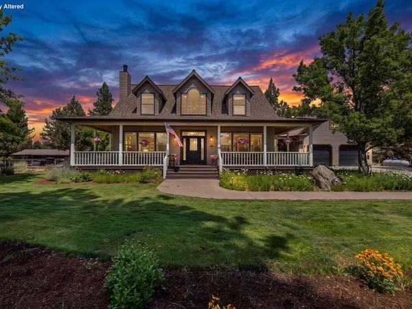 17660 Edmundson Road, Sisters, OR 97759