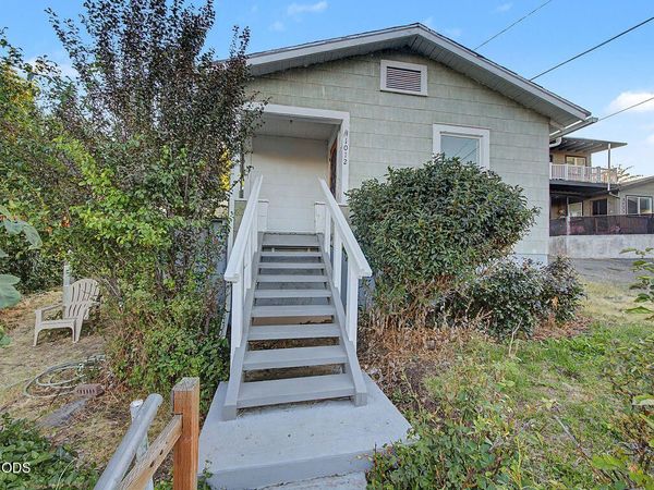 1012 N 8th Street, Klamath Falls, OR 97601