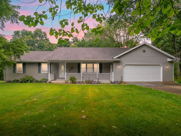 52135 Nancy Lane, Three Rivers, MI 49093