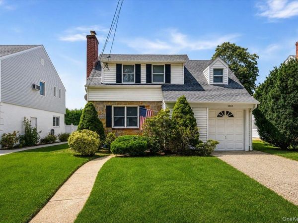 1860 Rockville Drive , Baldwin, NY 11510