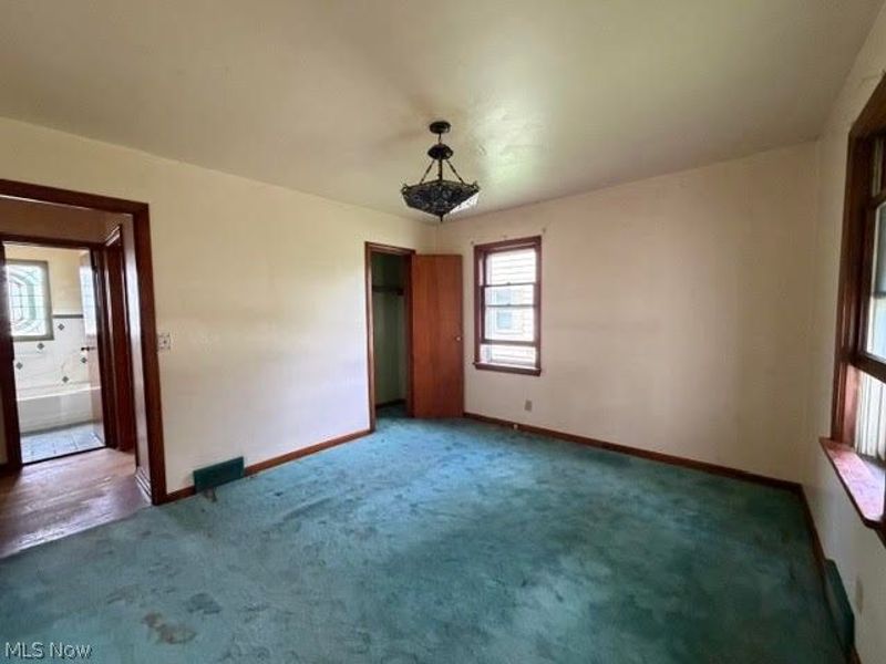 118 Camvet Drive, Campbell, OH 44405 Photo 14