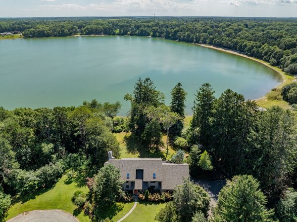 32 Reid, Barnstable, MA 02648