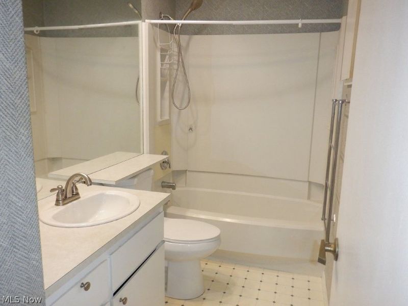 21801 Little Brook Way, Strongsville, OH 44149 Photo 19