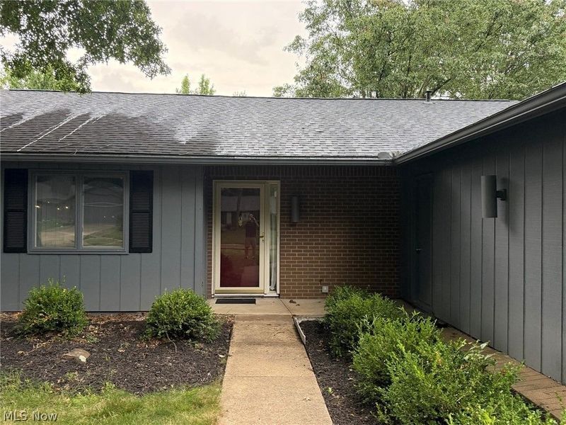 21801 Little Brook Way, Strongsville, OH 44149 Photo 3