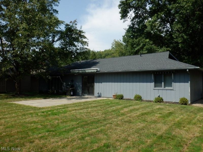 21801 Little Brook Way, Strongsville, OH 44149 Photo 4