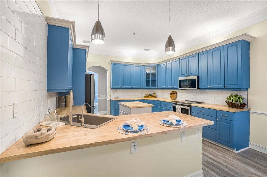 4390 2nd Square Sw, Vero Beach, FL 32968 Photo