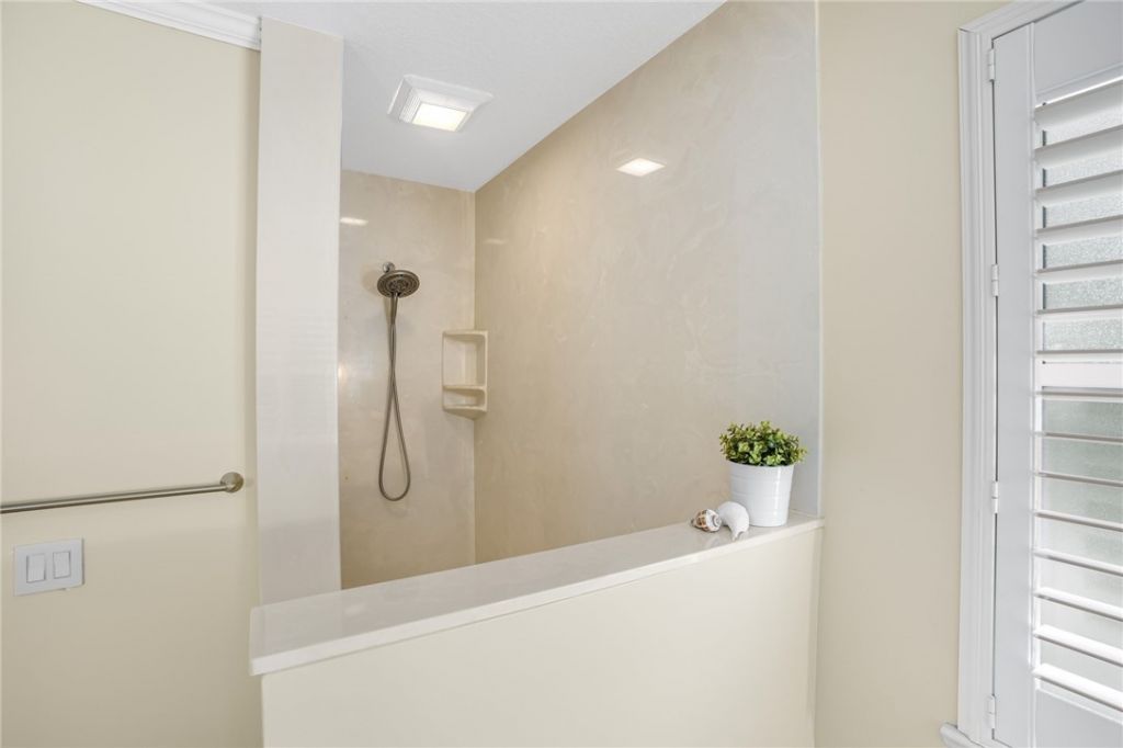 4390 2nd Square Sw, Vero Beach, FL 32968 Photo