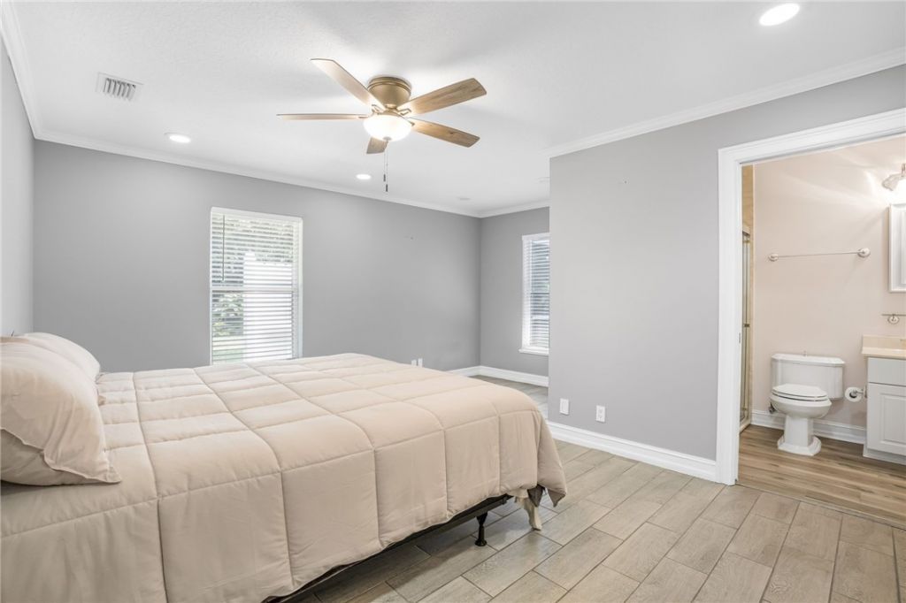 4390 2nd Square Sw, Vero Beach, FL 32968 Photo