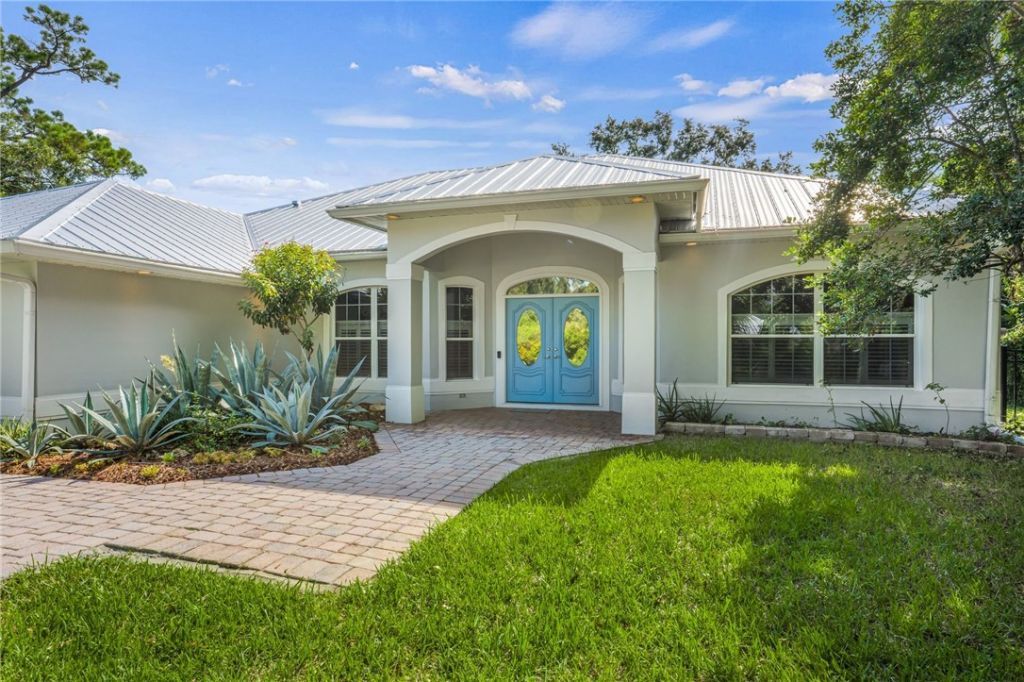 4390 2nd Square Sw, Vero Beach, FL 32968 Photo