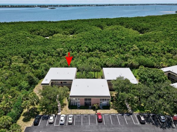 27 Vista Gardens Trail, Unit 106, Vero Beach, FL 32962