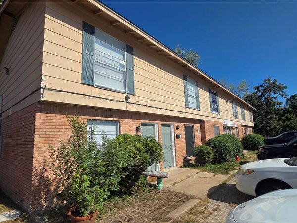 5200 Lancaster CT, Unit A, Austin, TX 78723