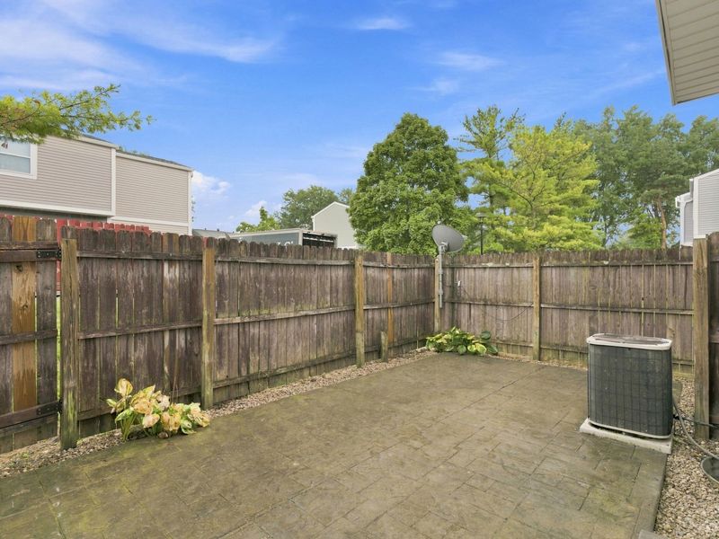 844 Pine Way Drive, Unit D4, Worthington, OH 43085 Photo 29