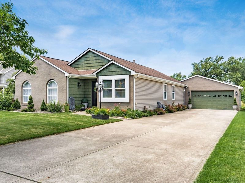 3998 Thompson Avenue, Grove City, OH 43123 Photo 1