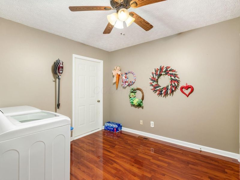 3998 Thompson Avenue, Grove City, OH 43123 Photo 24