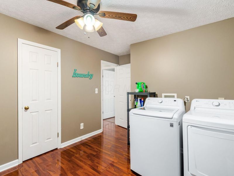 3998 Thompson Avenue, Grove City, OH 43123 Photo 8