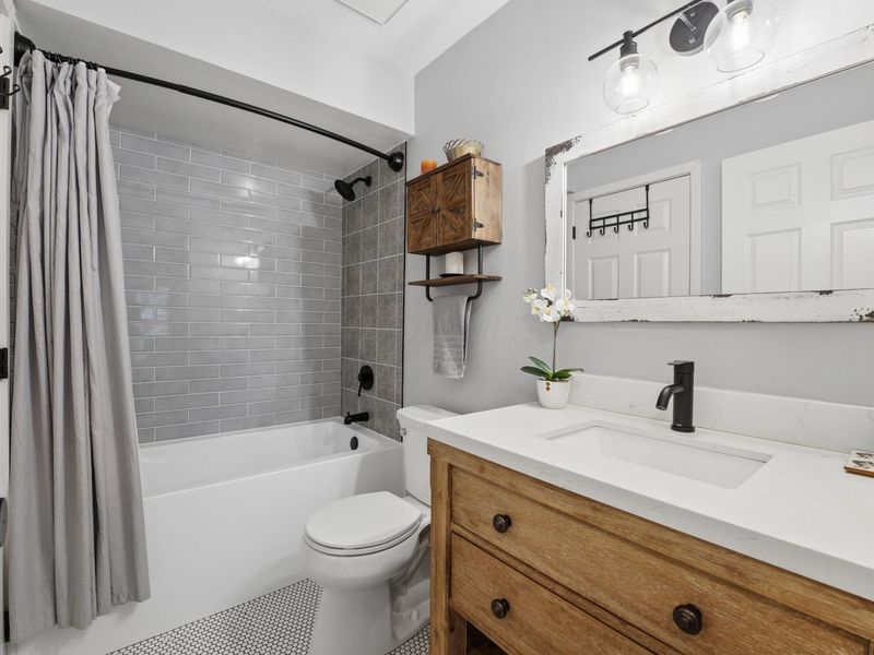 1577 Arlington Avenue, Unit 1577B, Marble Cliff, OH 43212 Photo 19