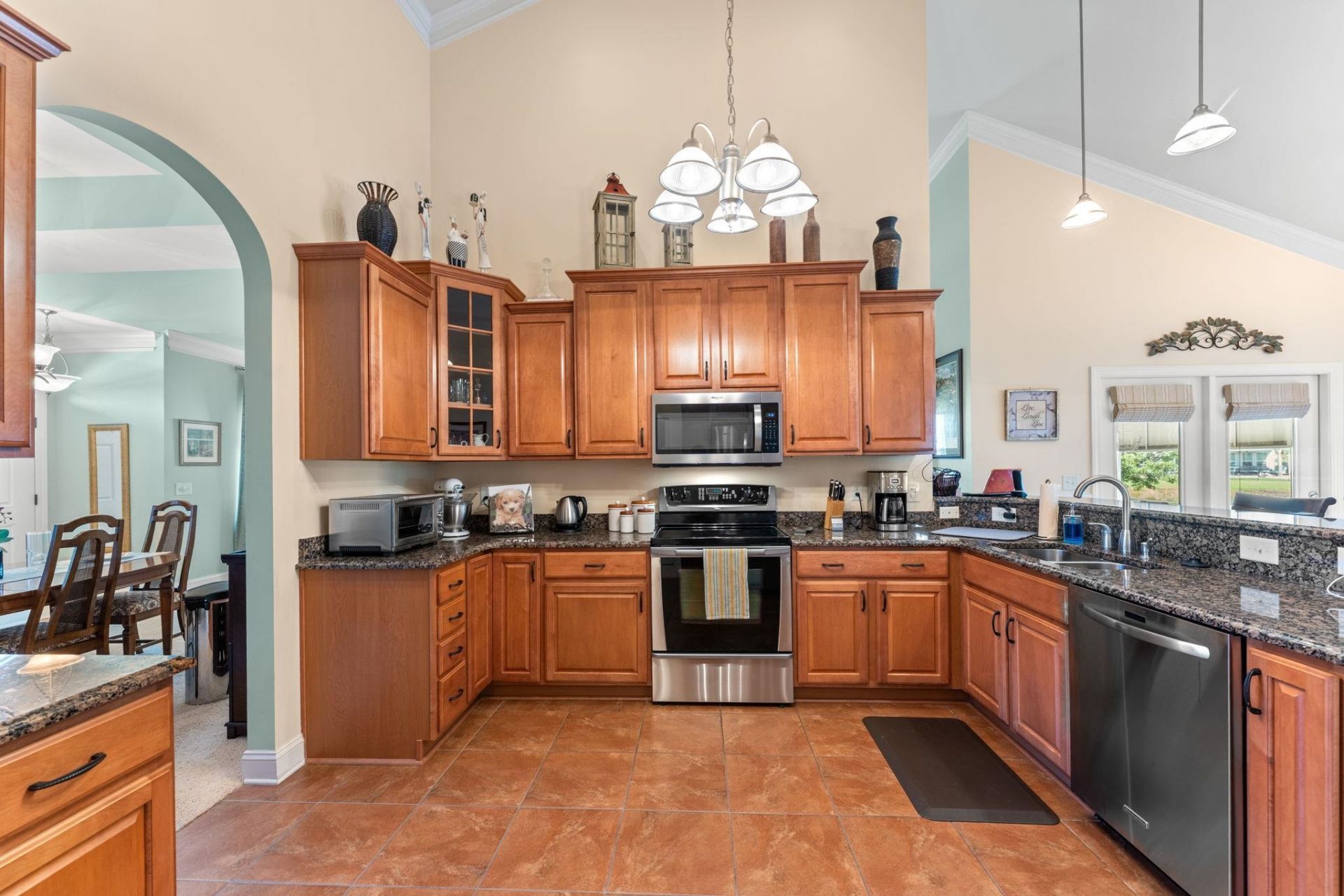 348 Kessinger Dr. Photo 11