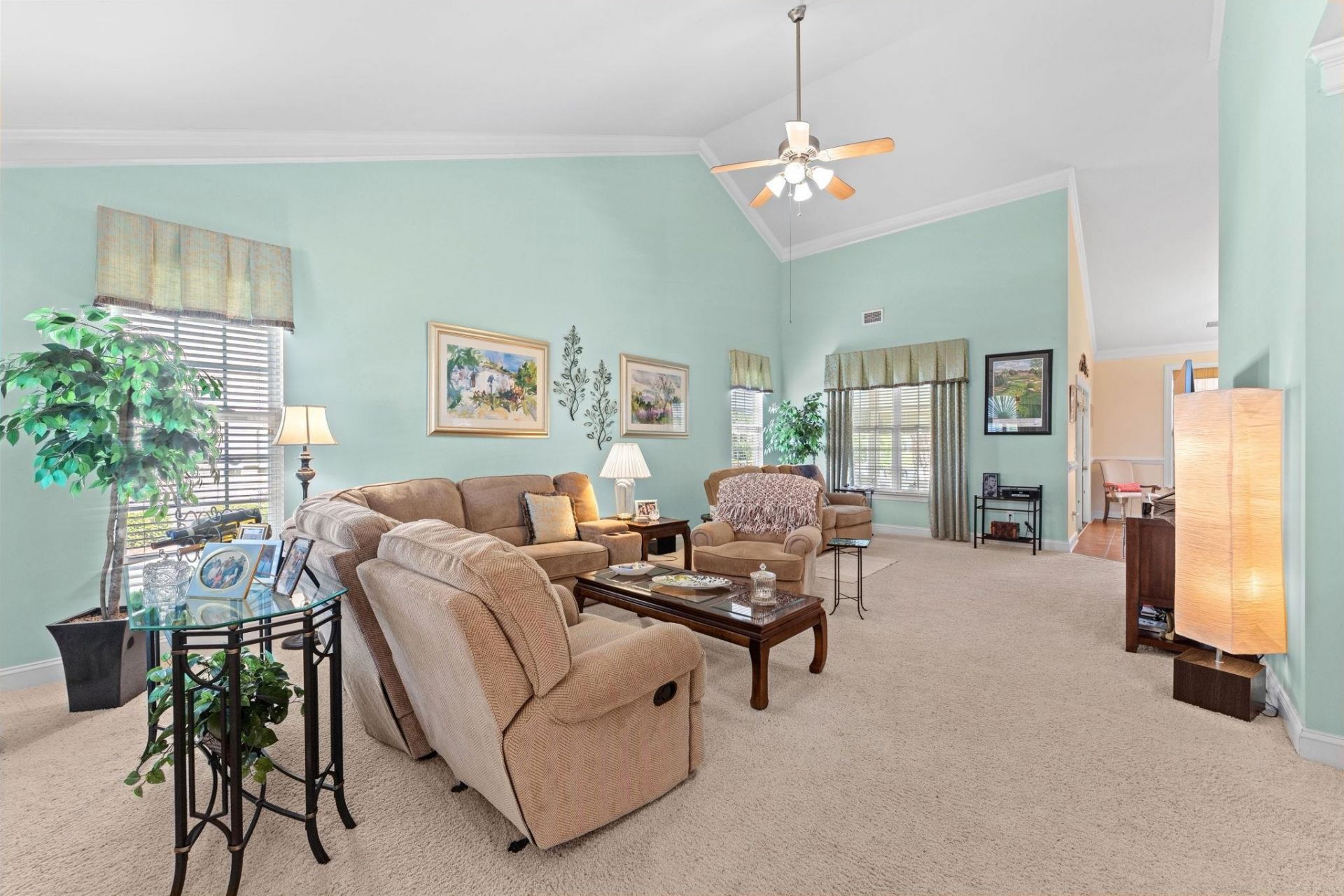 348 Kessinger Dr. Photo 4