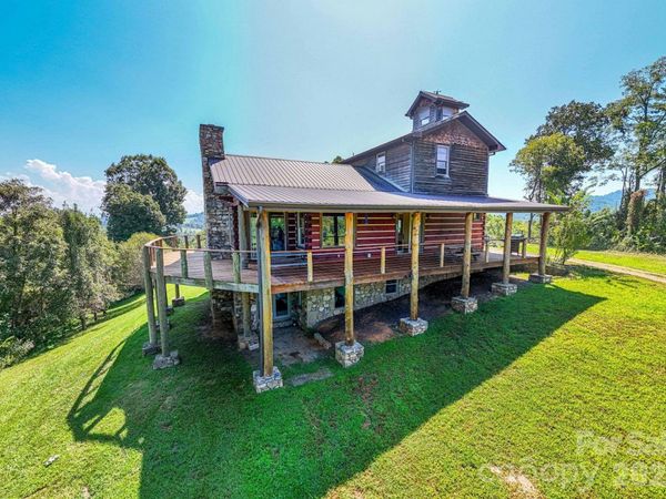 891 Logans Ridge Road , Marshall, NC 28753