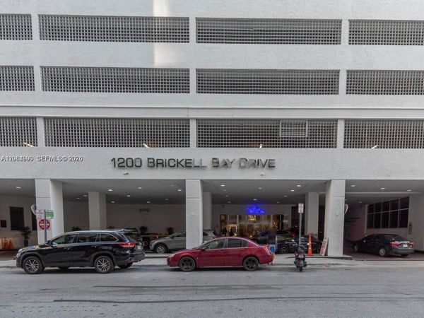 1200 Brickell Bay Dr , Unit 3210, Miami, FL 33131