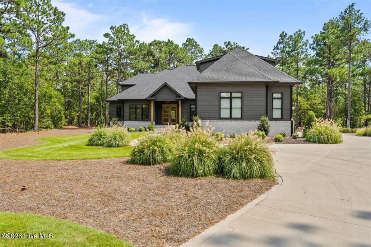 30 Birkdale Drive, Pinehurst, NC 28374 Main Photo