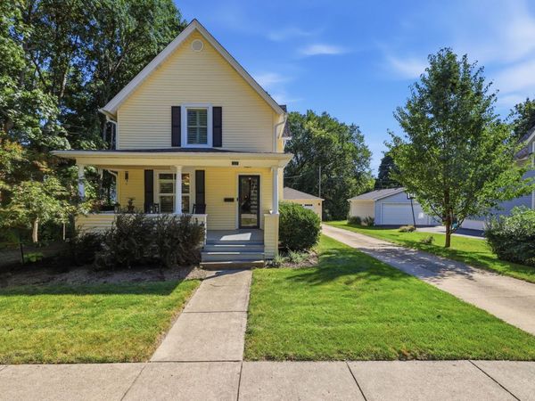 222 N 5th Street , St. Charles, IL 60174