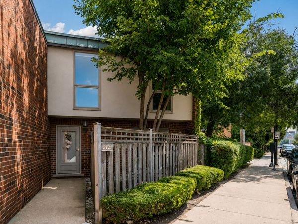 2121 N Lincoln Avenue , Unit 2121, Chicago, IL 60614