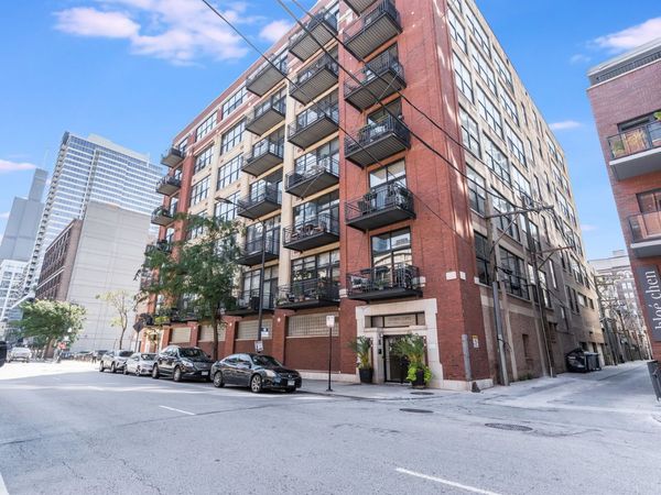 843 W Adams Street , Unit 611, Chicago, IL 60607