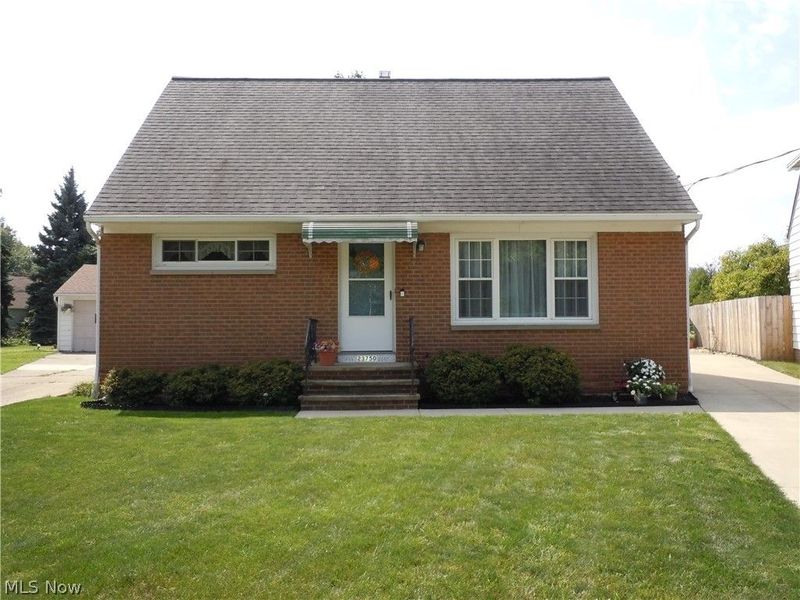 23750 Puritan Avenue, Euclid, OH 44123 Photo 18