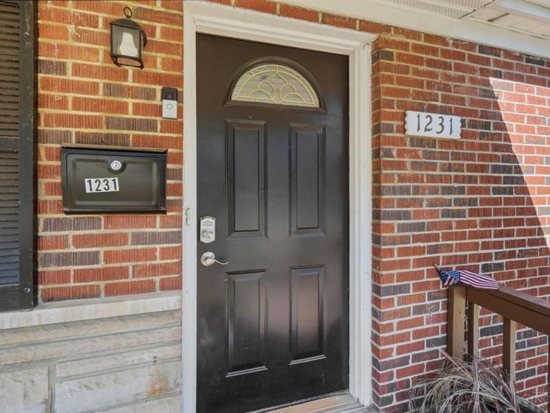 1231 Thurnridge Drive, Reading, OH 45215 Photo 5