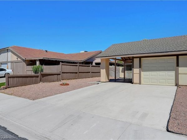 7016 Sylvan Oak Drive, Las Vegas, NV 89147